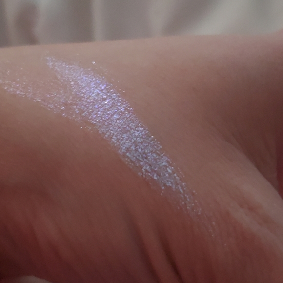 💙FX Glitter Highlighting Drops - Picture 3 of 3